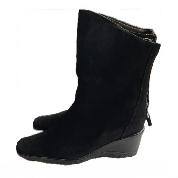 Aquatalia Black Suede Waterproof Black Suede Wedge Heels size 8 New with Box - Picture 2 of 11